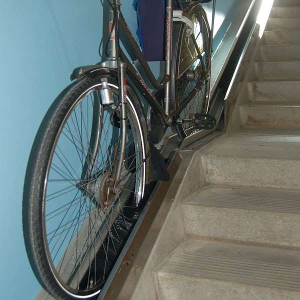 Cycle Parking | Advanced Cycle Products | VeloComfort® Automated Cycle Wheel Ramp | image #11 |  