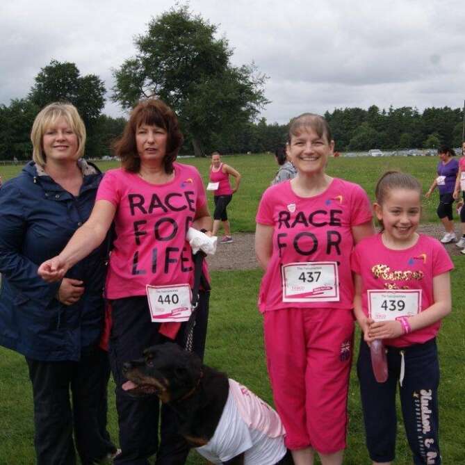 Falco Ladies Raise Over £1000 for the Race for Life!