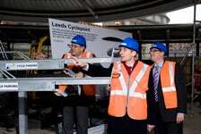 Falco meets Minister of Transport, Lord Adonis at Leeds CyclePoint