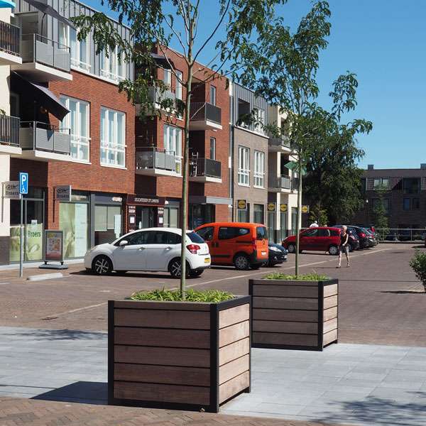 Street Furniture | Planters | FalcoTabula Planter | image #4 |  