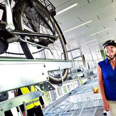 New Ground-Breaking Cycle Hub in Stockholm! 