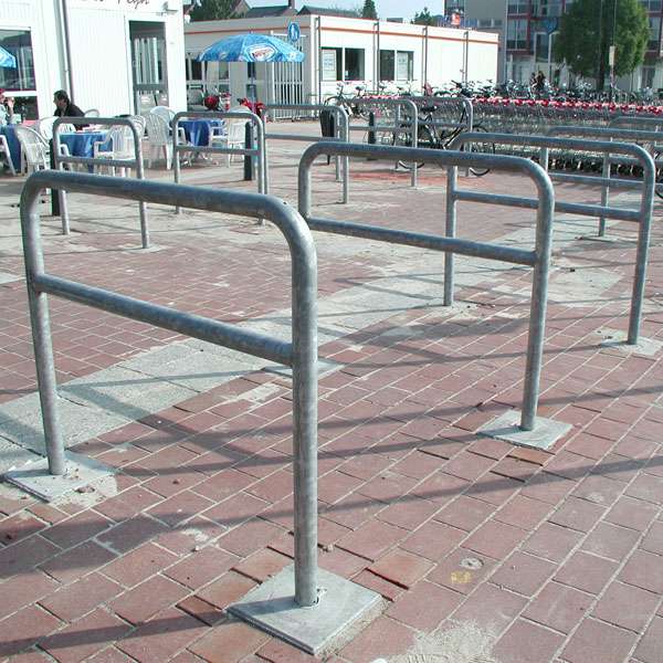 Street Furniture | Bollards and Traffic Guides | FalcoPilot Guide Rails | image #2 |  