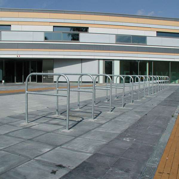 Street Furniture | Bollards and Traffic Guides | FalcoPilot Guide Rails | image #3 |  