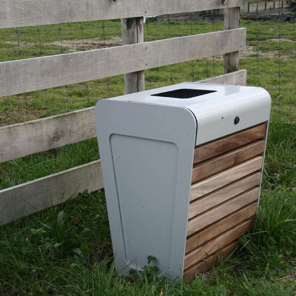 Street Furniture | Litter Bins | FalcoLinea Litter Bin | image #12 |  