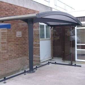 Spok Waiting Shelter for South Shields General Hospital