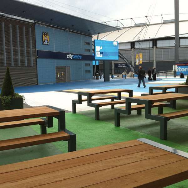 FalcoBloc Picnic Table (Open Frame)