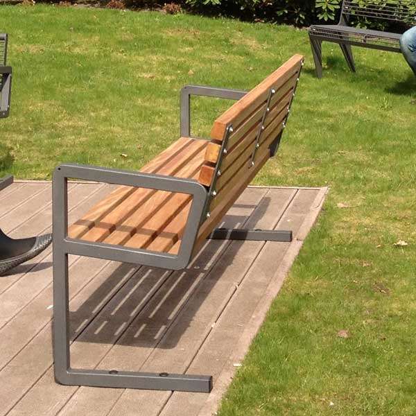 FalcoNine Seat (hardwood)