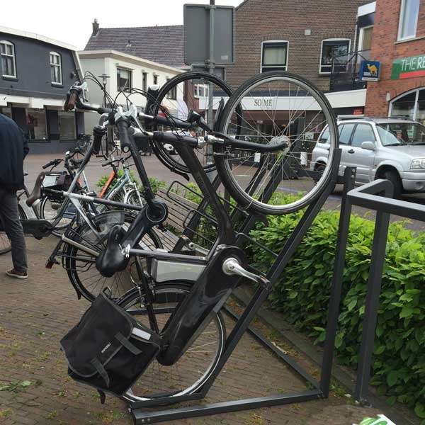 FalcoVert-Pro Semi Vertical Cycle Rack