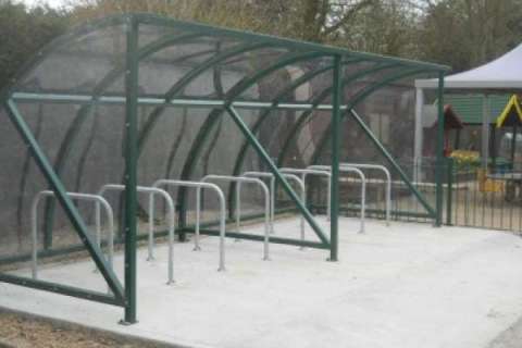 FalcoQuarter Cycle Shelter for Layer de la Haye Primary School!