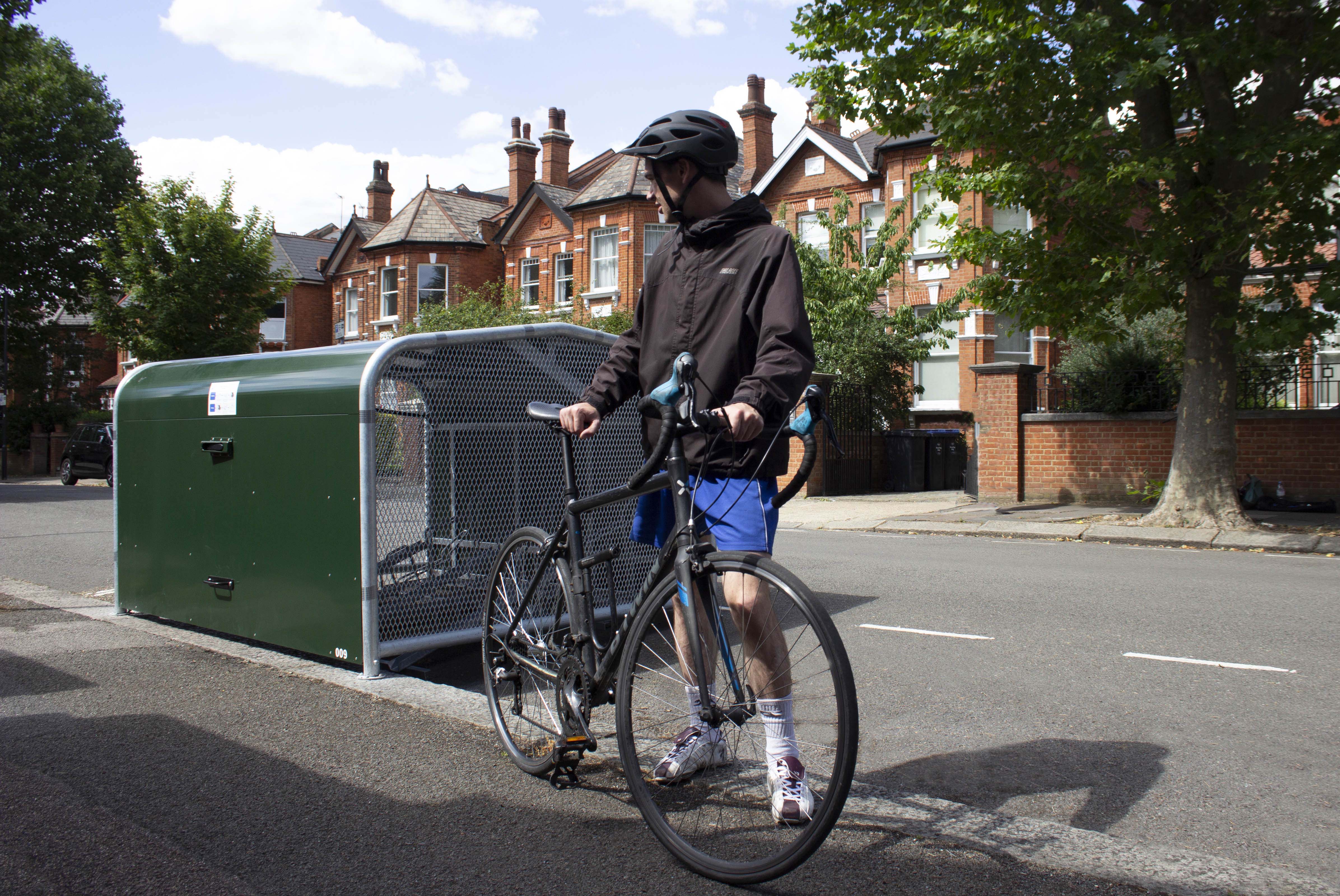 FalcoPod On-Street Bike Hangar