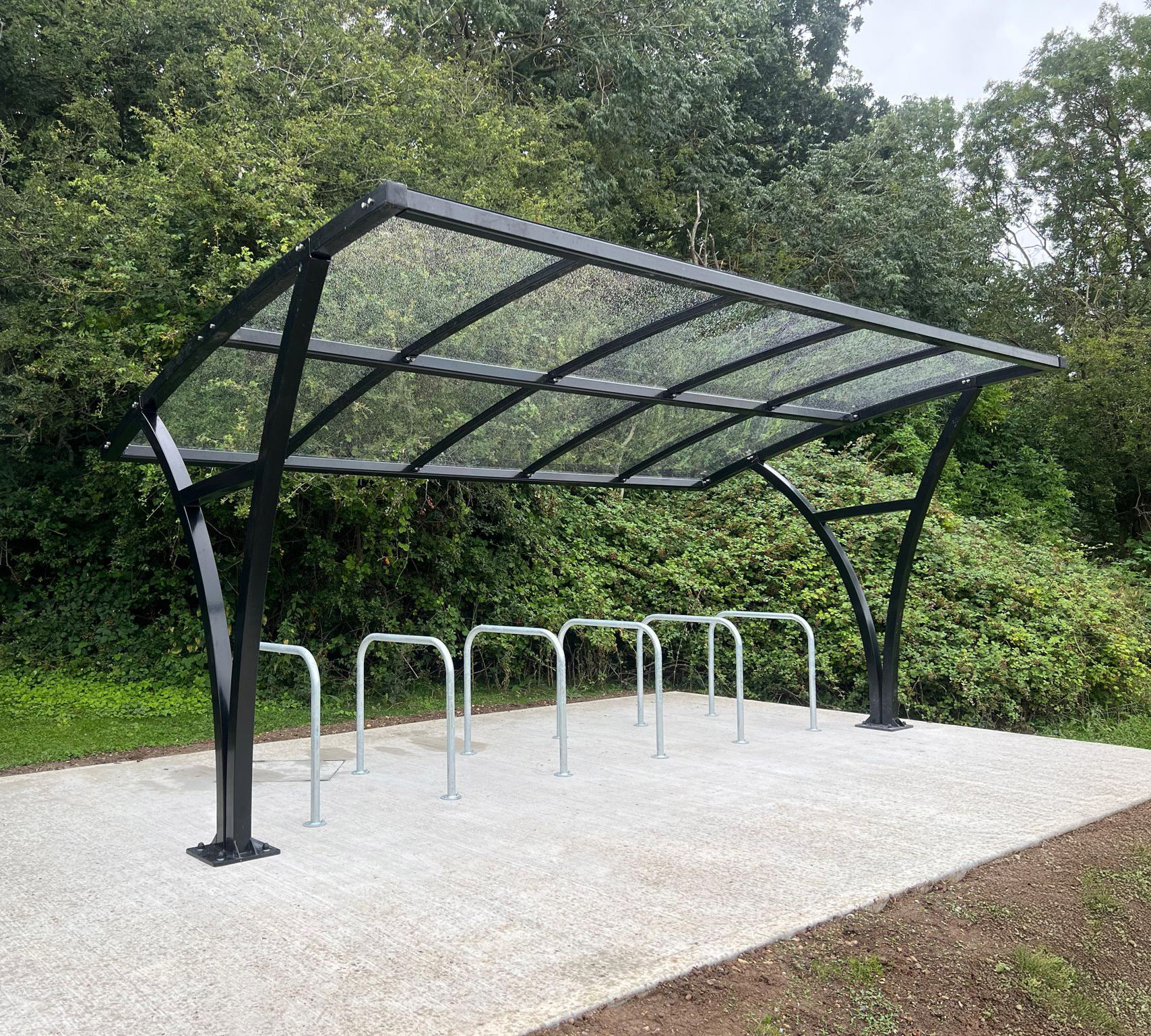 FalcoRail-Low Cycle Shelter