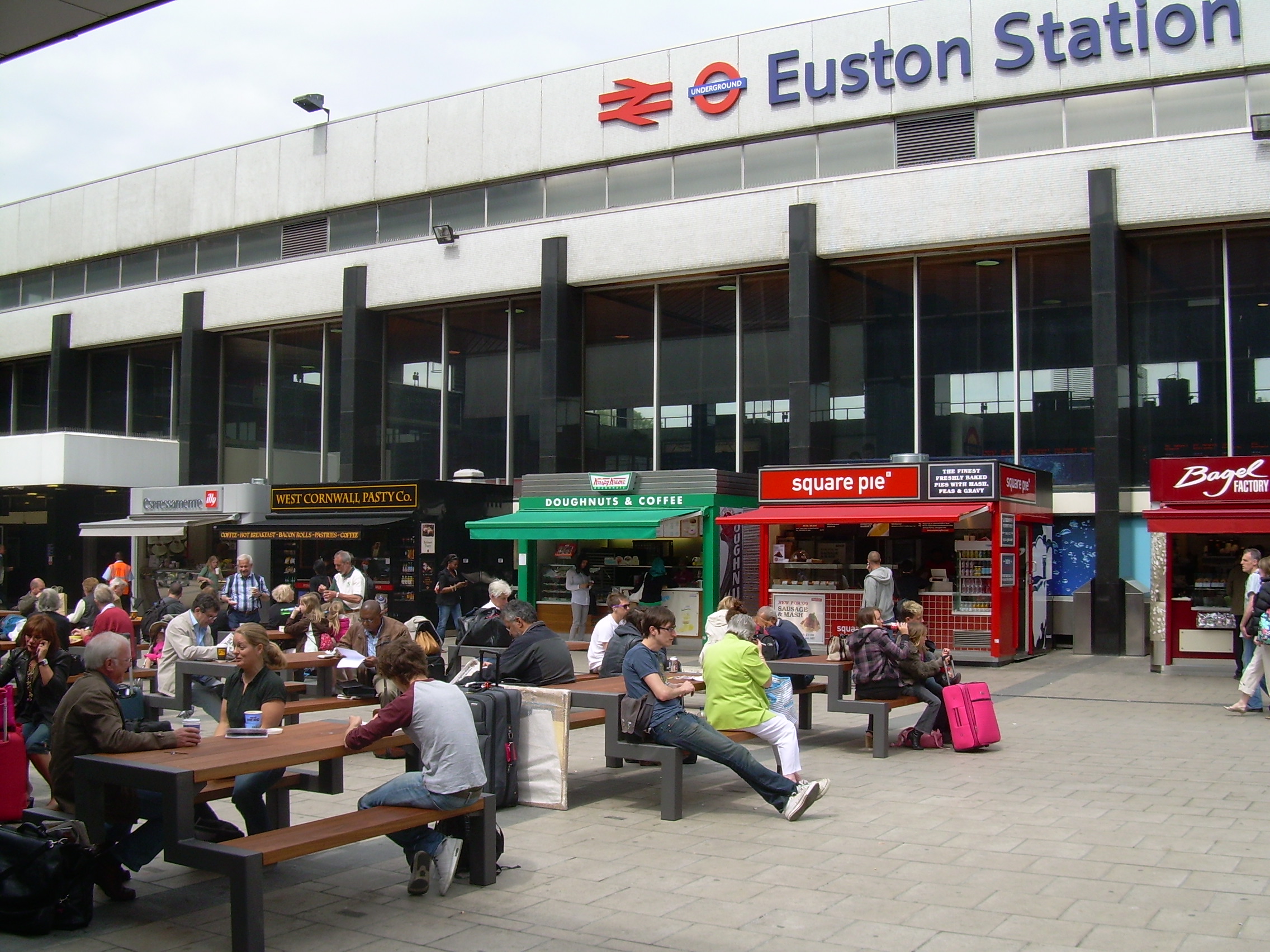 FalcoBloc Picnic Tables at Euston Station