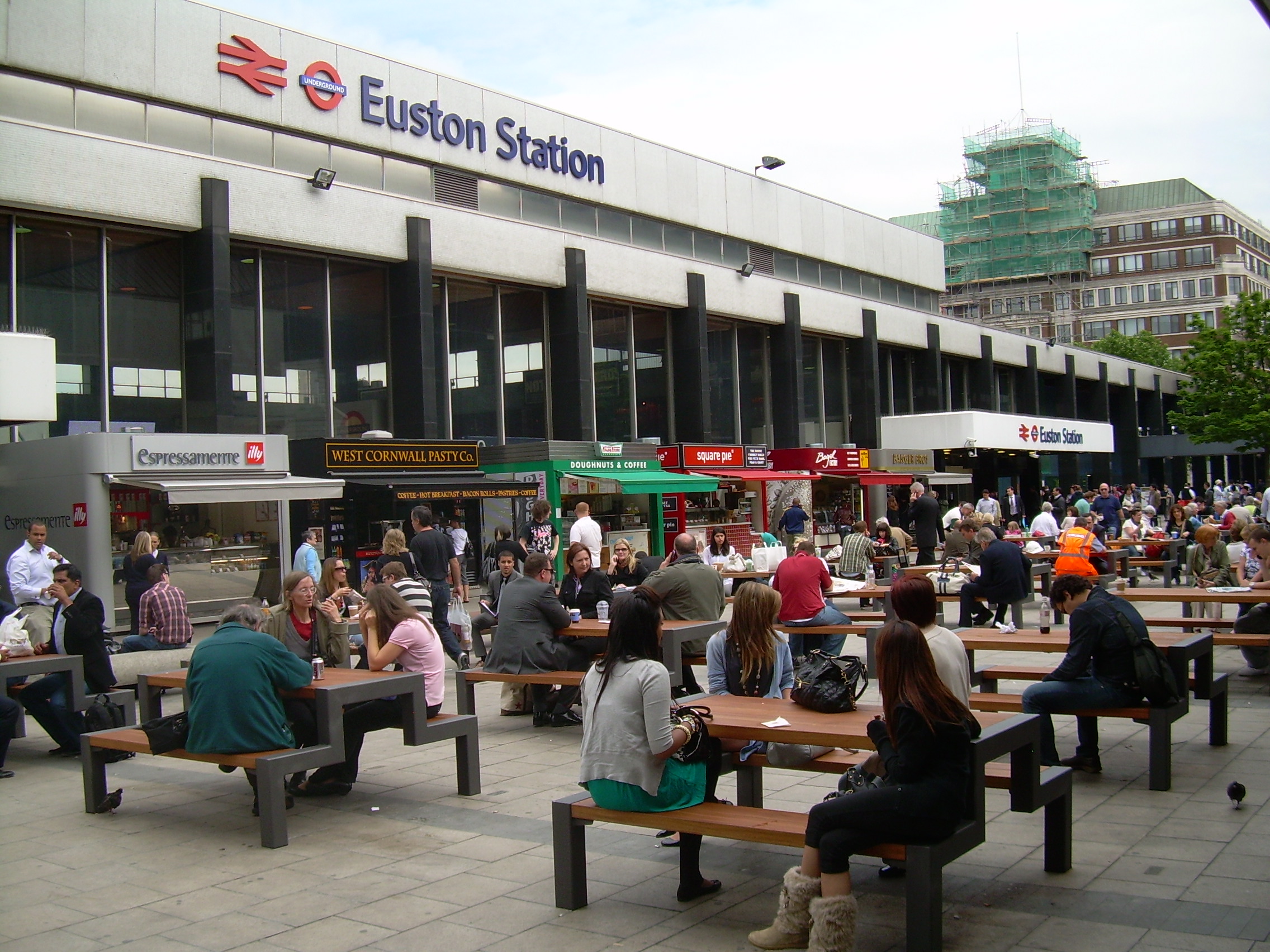 FalcoBloc Picnic Tables at Euston Station