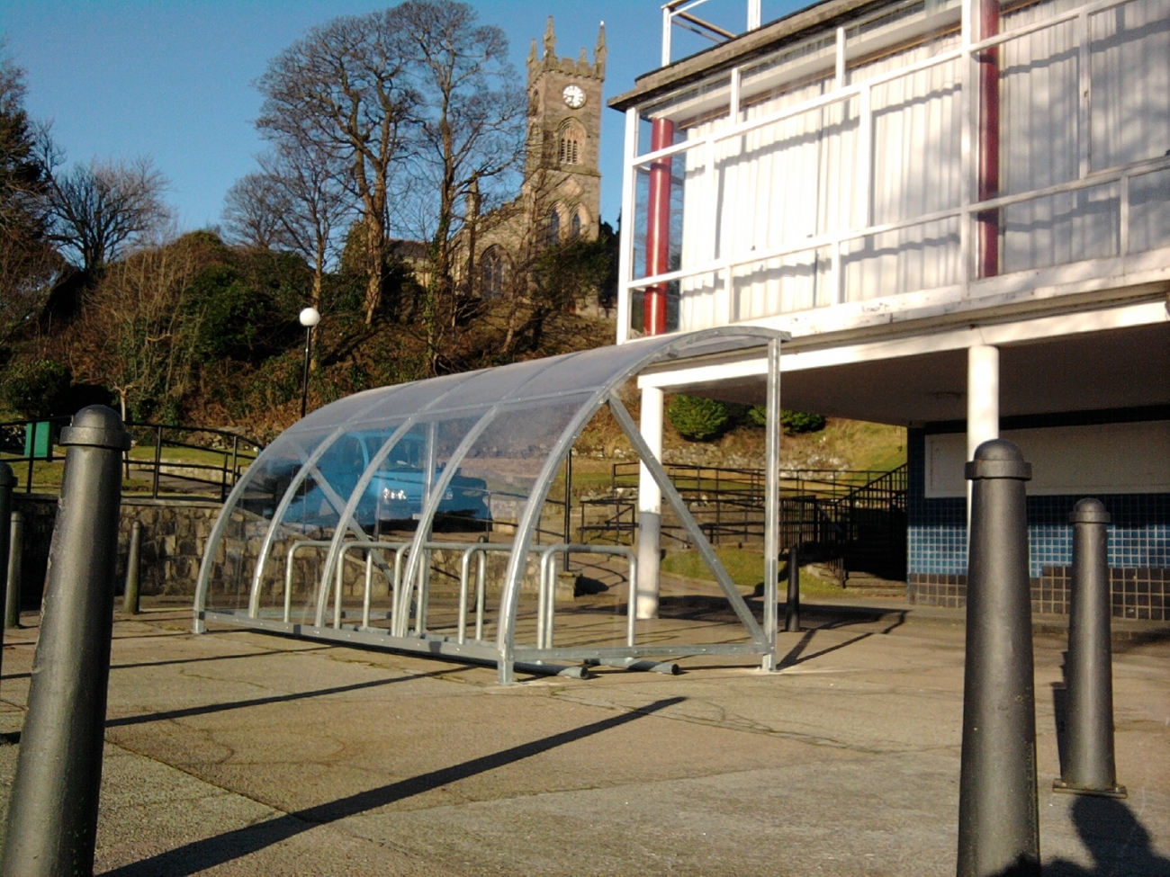 FalcoQuarter Cycle shelter  for Dunoon Library