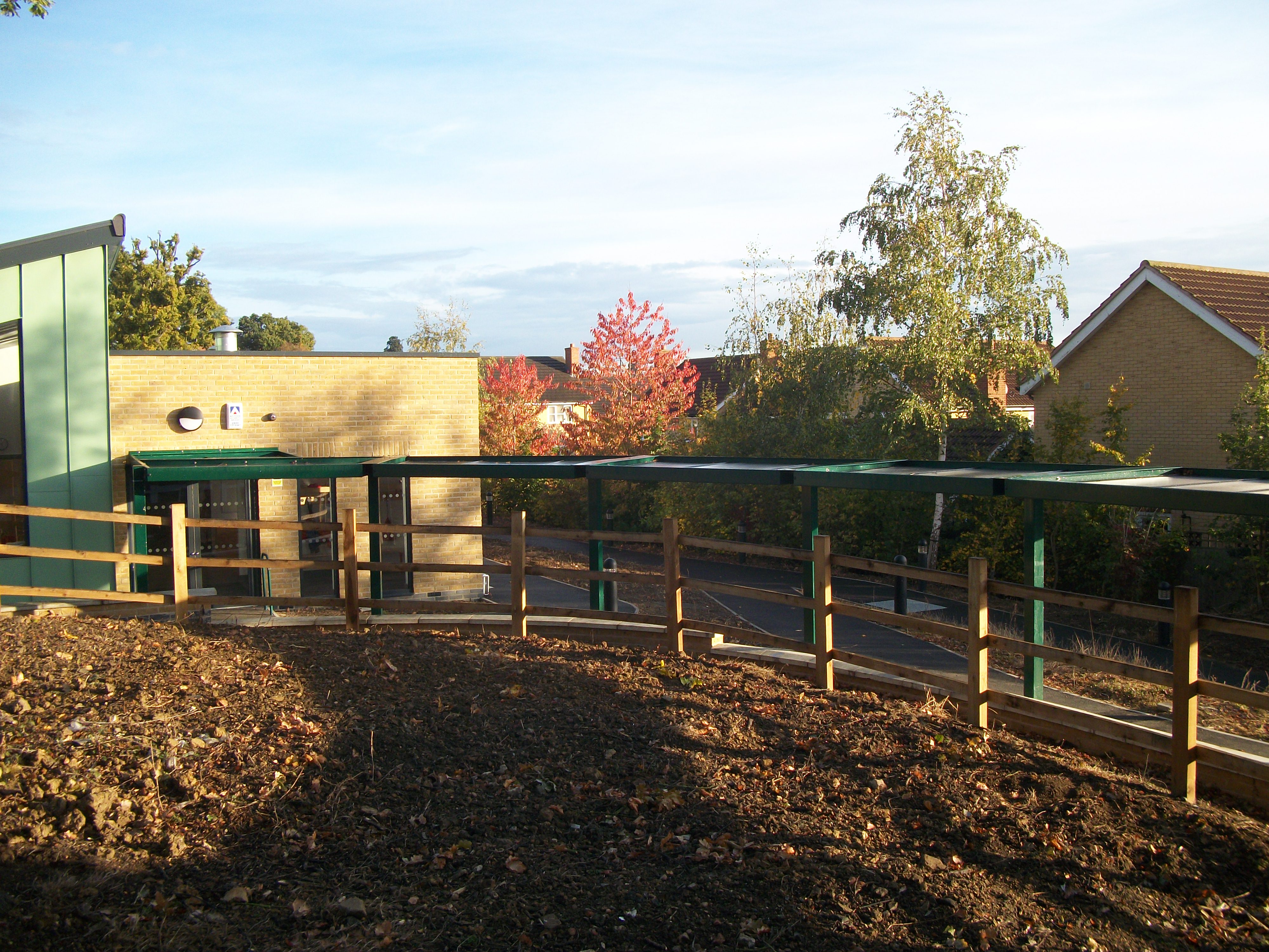 FalcoSpan Walkway for Roselands Primary School 