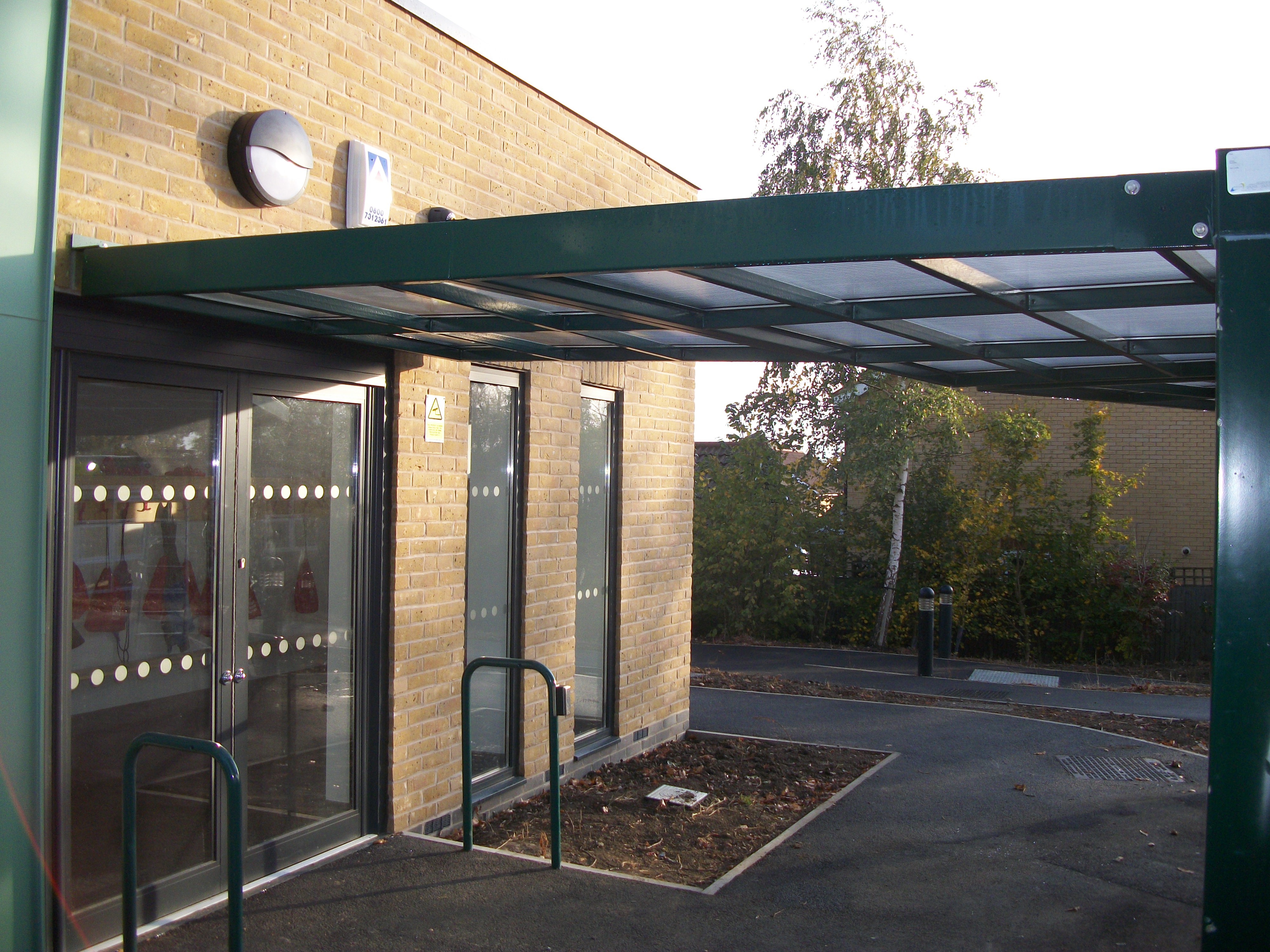 FalcoSpan Walkway for Roselands Primary School 