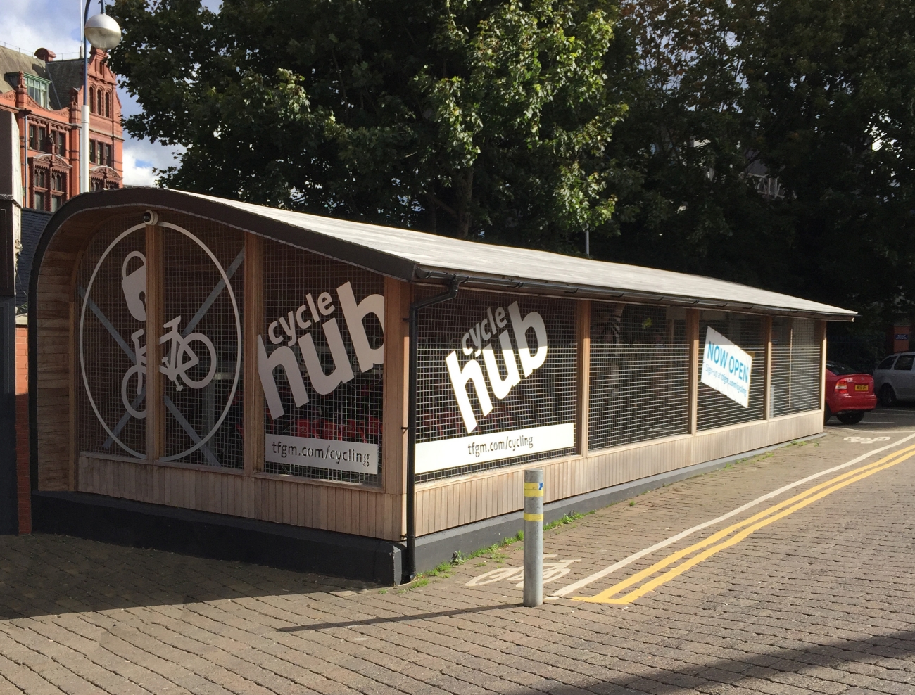 Manchester’s Oxford Road Station Cycle Hub Receives Falco Two-Tier Cycle Parking!