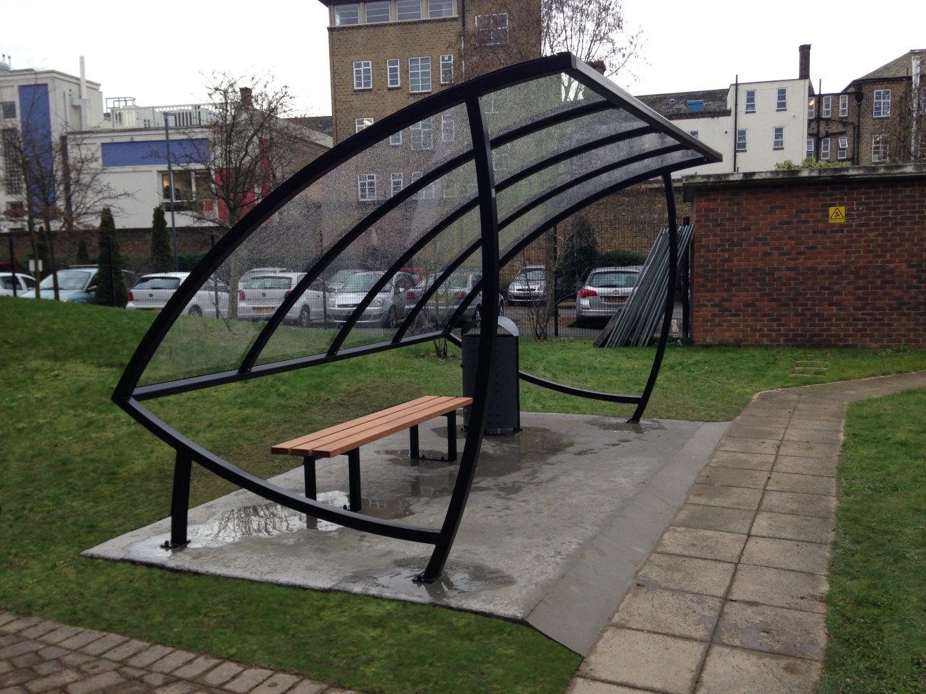 FalcoSail Smoking Shelters for Queen Mary University of London