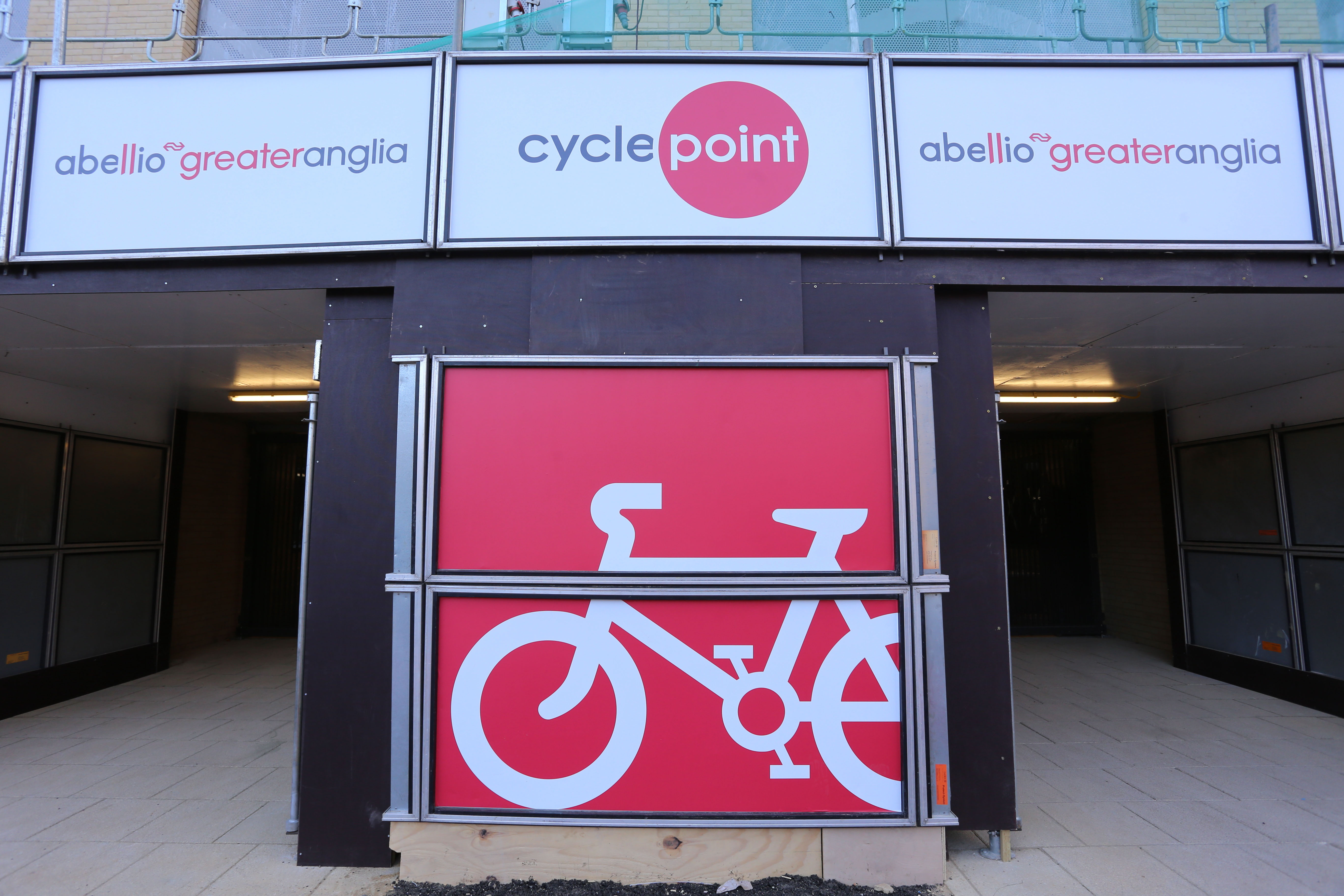 The UK's Largest Cycle Hub Opens at Cambridge Station Incorporating 3,000 Spaces!!!