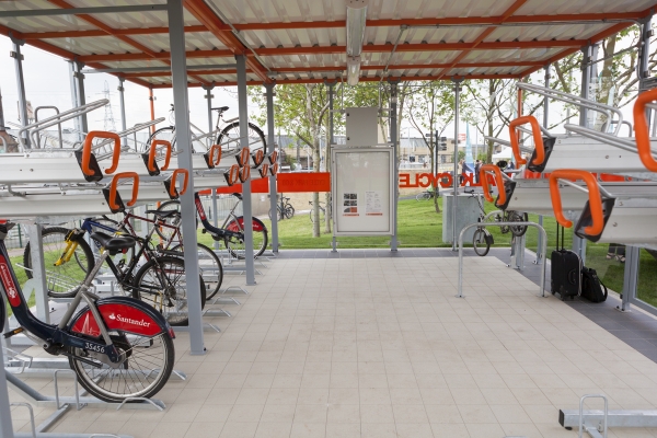 The Fourth LBWF Mini-Holland Hub Officially Opens at Lea Bridge Station!