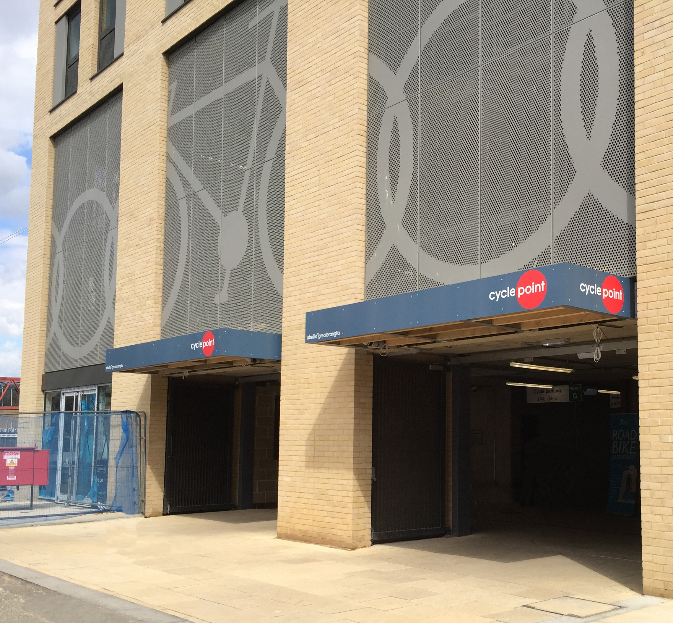 The UK’s Largest Cycle Hub at Cambridge Station Officially Opens to the Public Incorporating 3,000 Falco Cycle Parking Spaces!