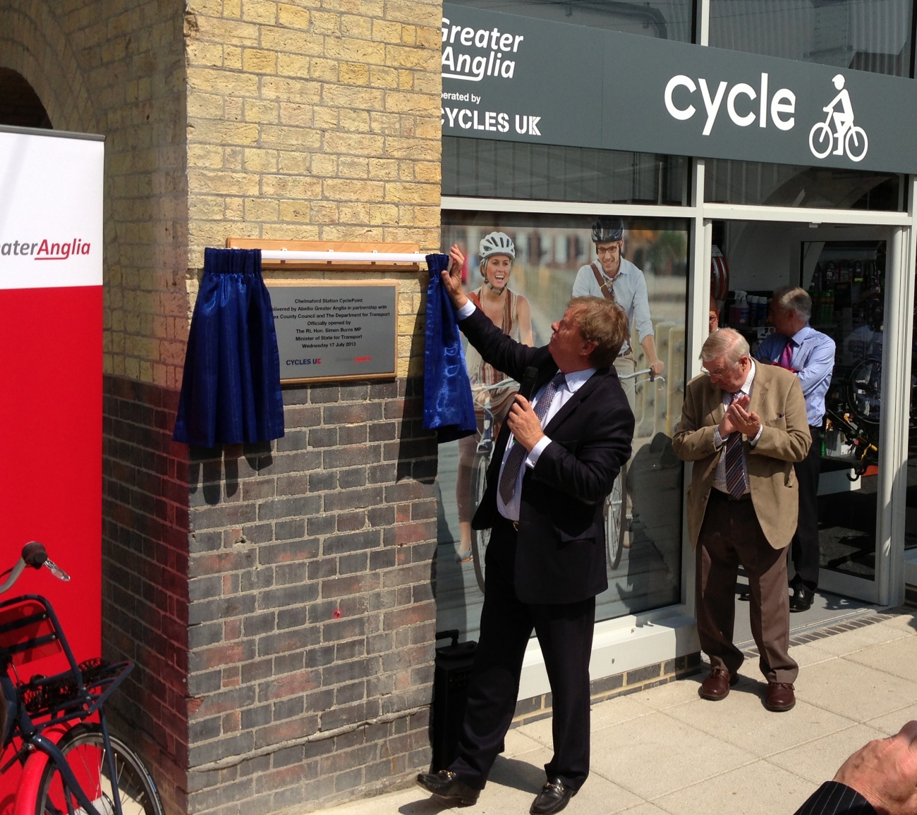 Falco Completes UK's Largest CyclePoint!