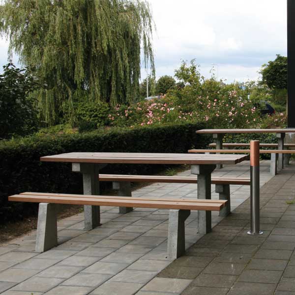 FalcoPark Bench
