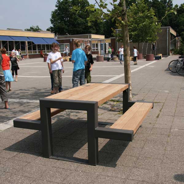 FalcoBloc Picnic Table (Closed Frame)