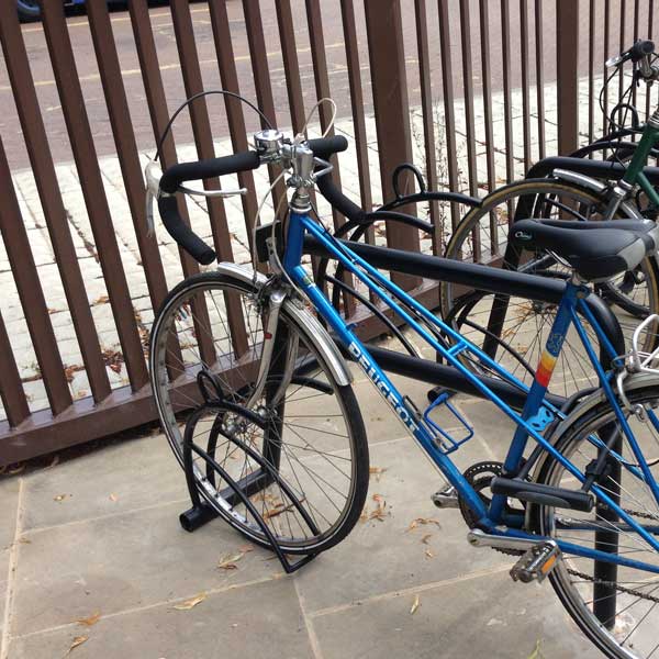 FalcoCam and FalcoCam-Plus Cycle Stand