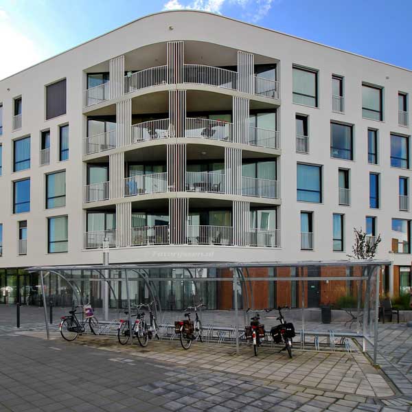 FalcoLite Cycle Shelter