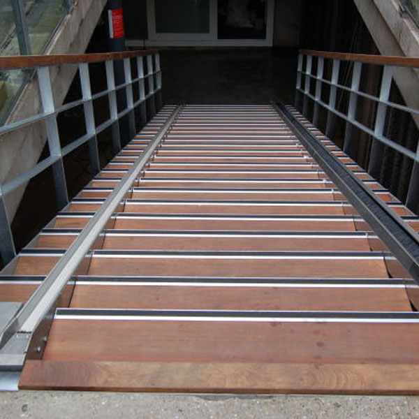 VeloComfort® Automated Cycle Wheel Ramp