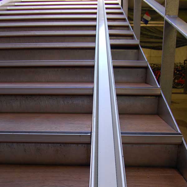 VeloComfort® Automated Cycle Wheel Ramp